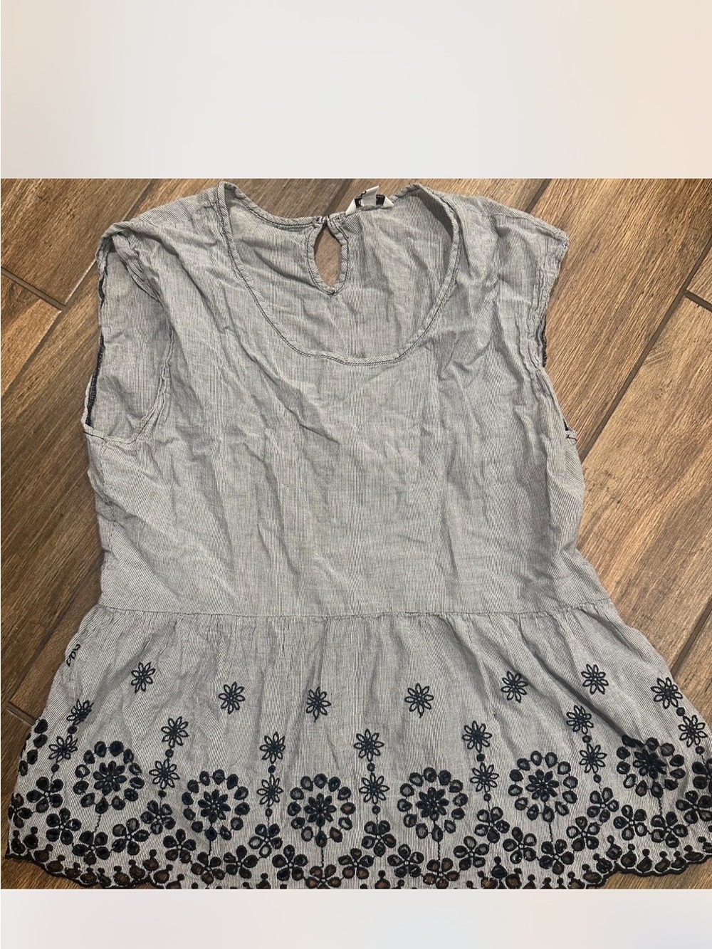 Somona Women's Gray Embroidered Peplum Top